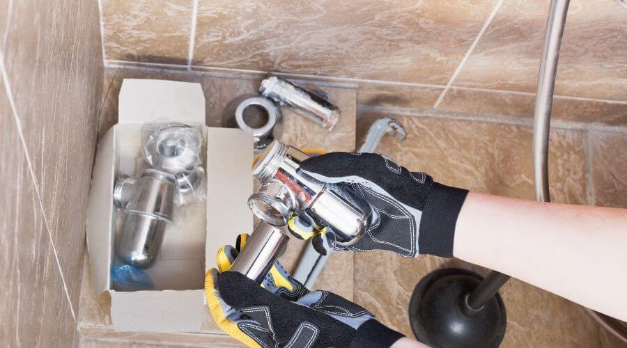 Professional residential roofers in Lake Powell, UT
